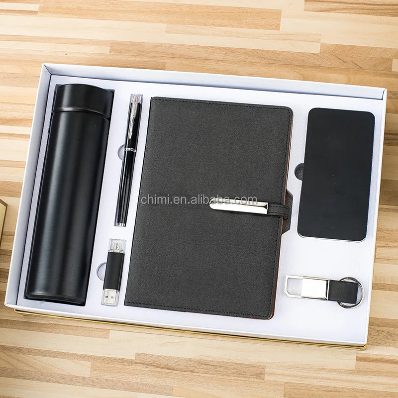 Hot Sale Low MOQ Vacuum Flask+metal Pen+A5 Size Notebook+16 GB USB+power Bank+exquisite Key Chain Gift Set of Business