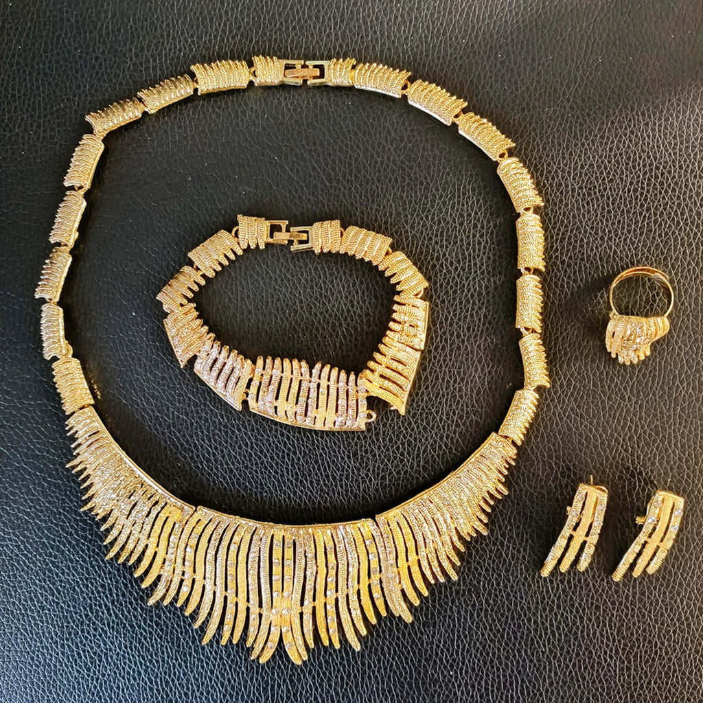 Wholesale Fashion Gold Plated Jewelry Set Affordable Beads Bridal Necklace Jewelry Set Beautiful Ladies Christmas Gift Set