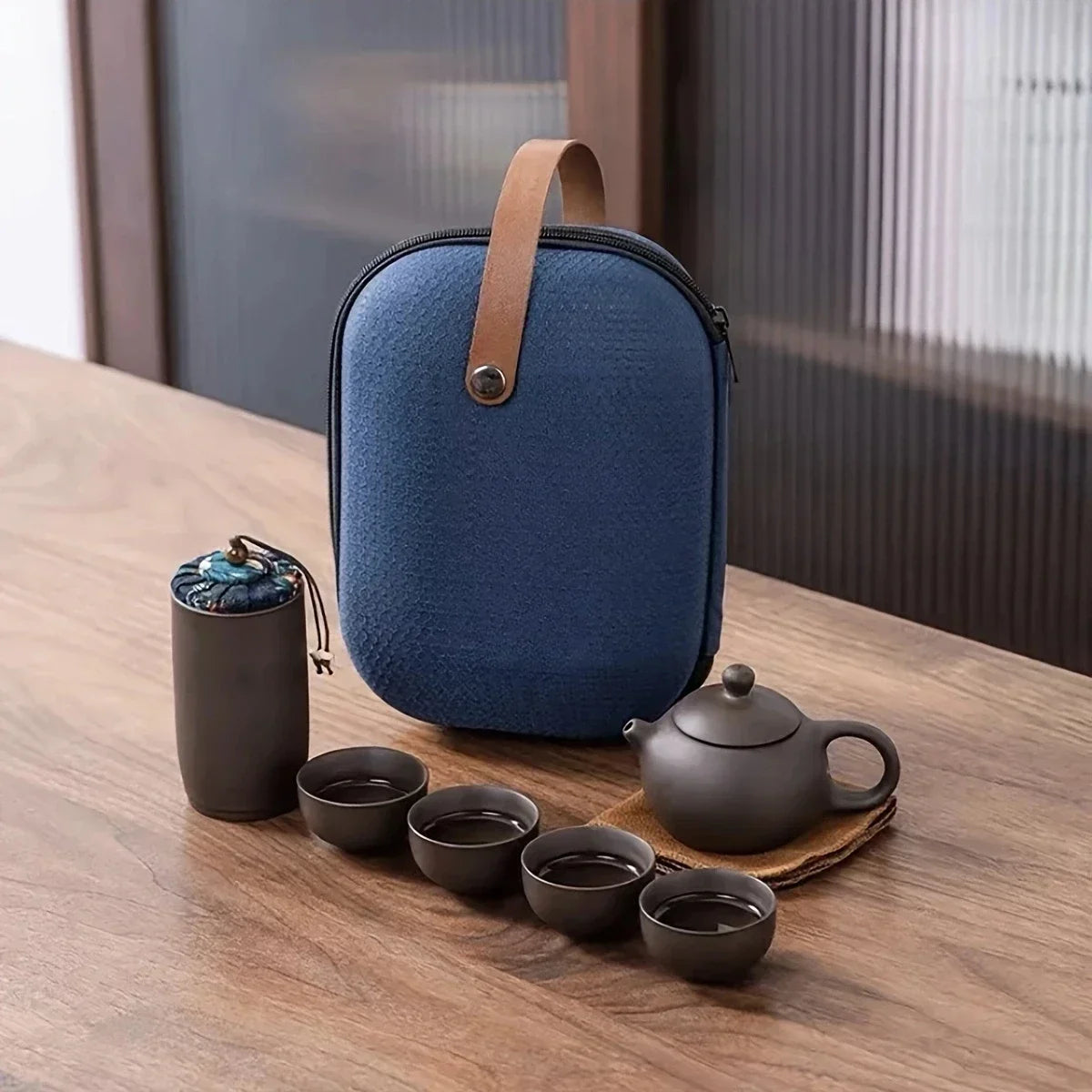 Portable tea set with travel case